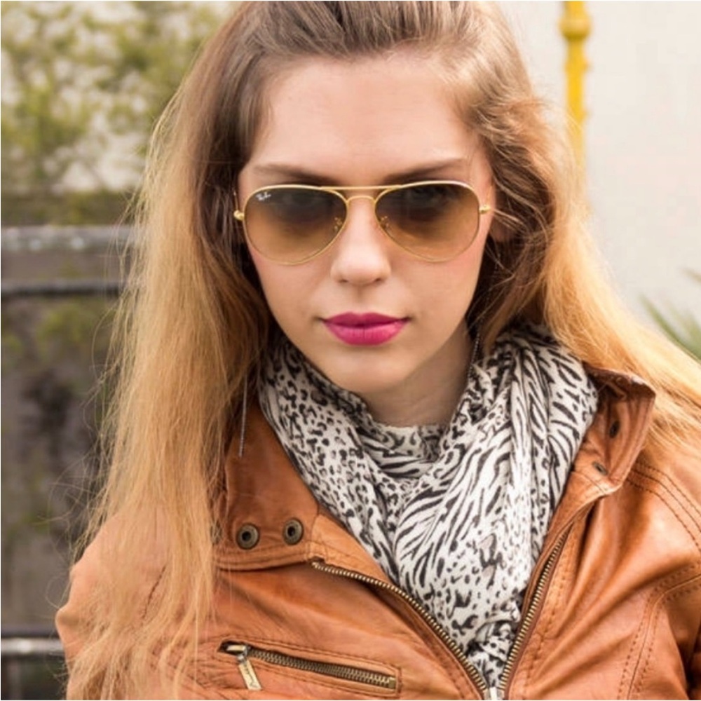 Ray-Ban Gold Aviator Sunglasses